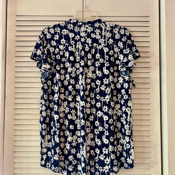 Cocomo Navy and White Floral Blouse - Picture 2 of 7